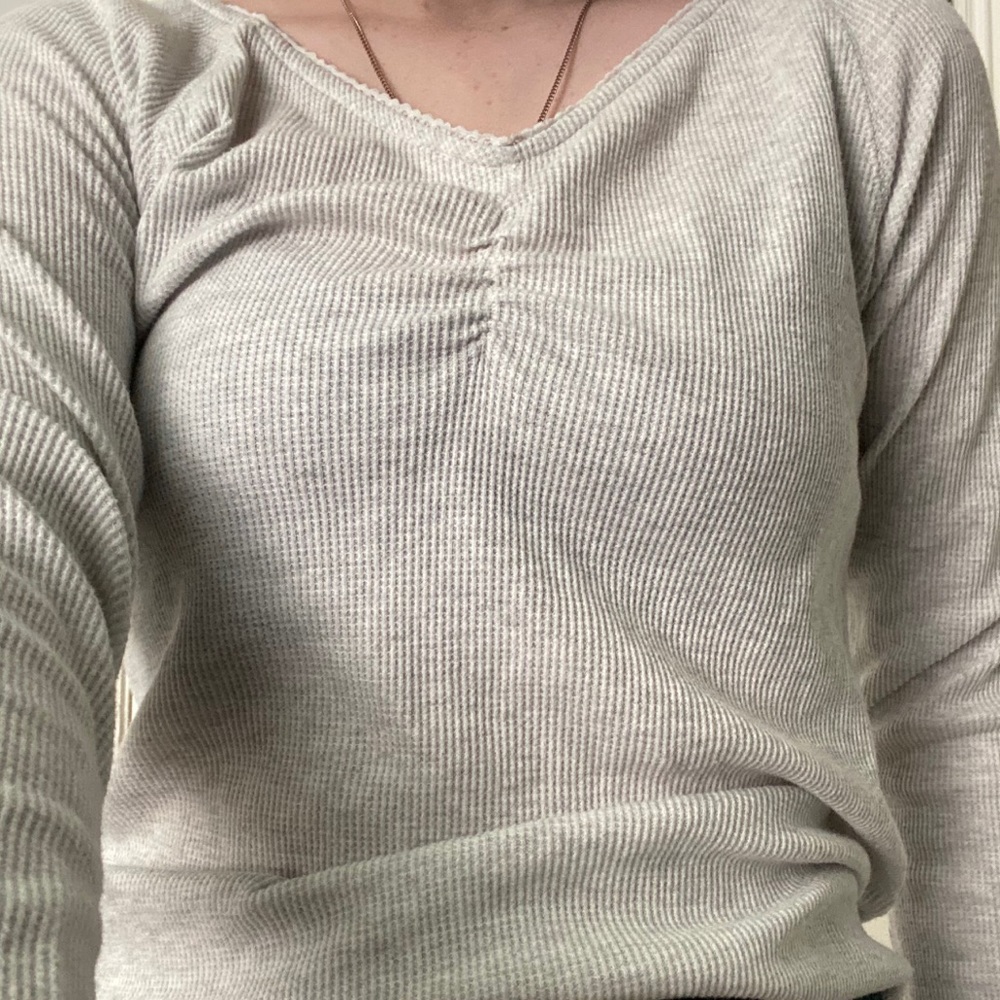 Light gray tee - Picture 3 of 3